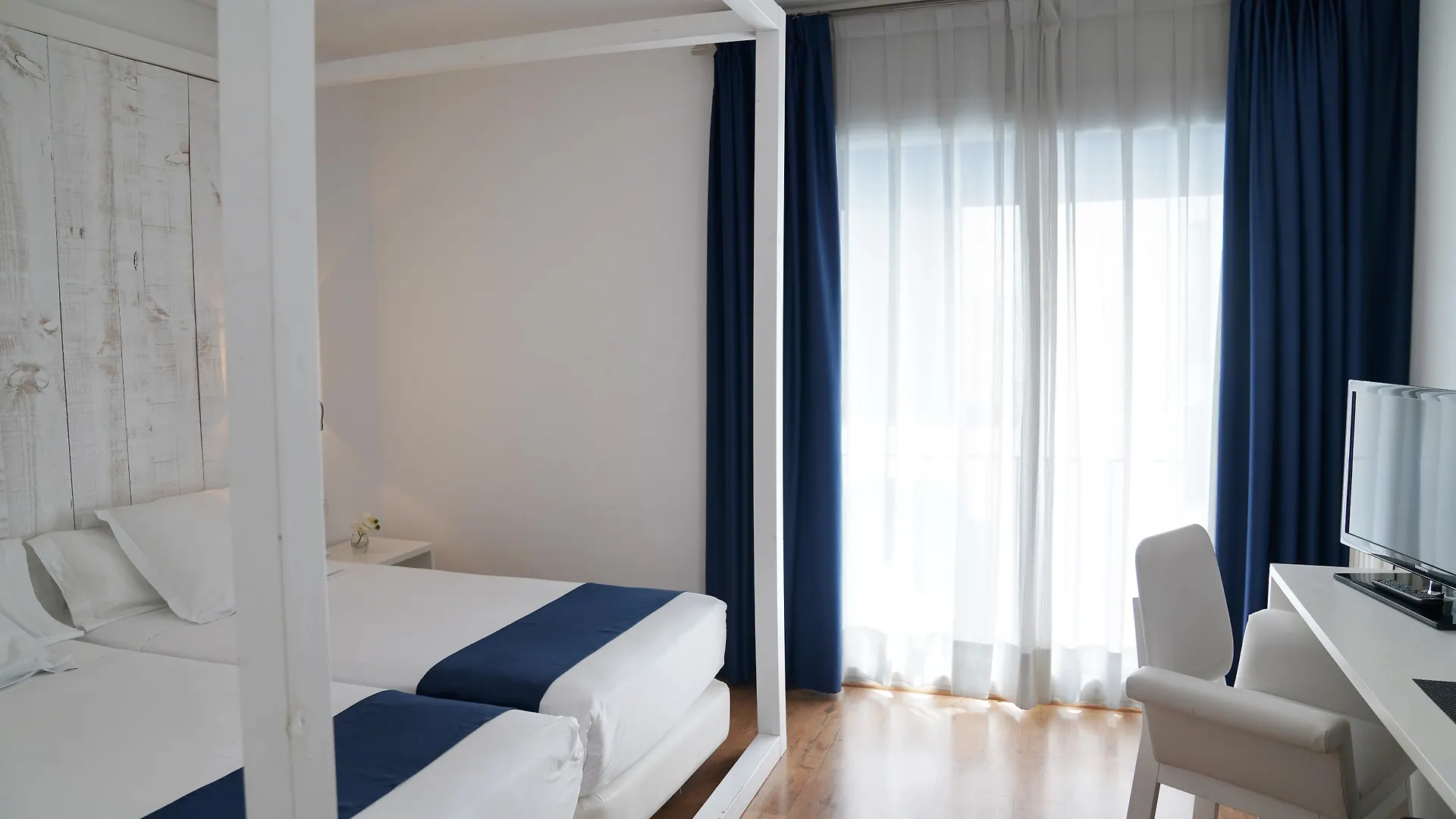 Hotel Medium Sitges Park 3*,  Espagne