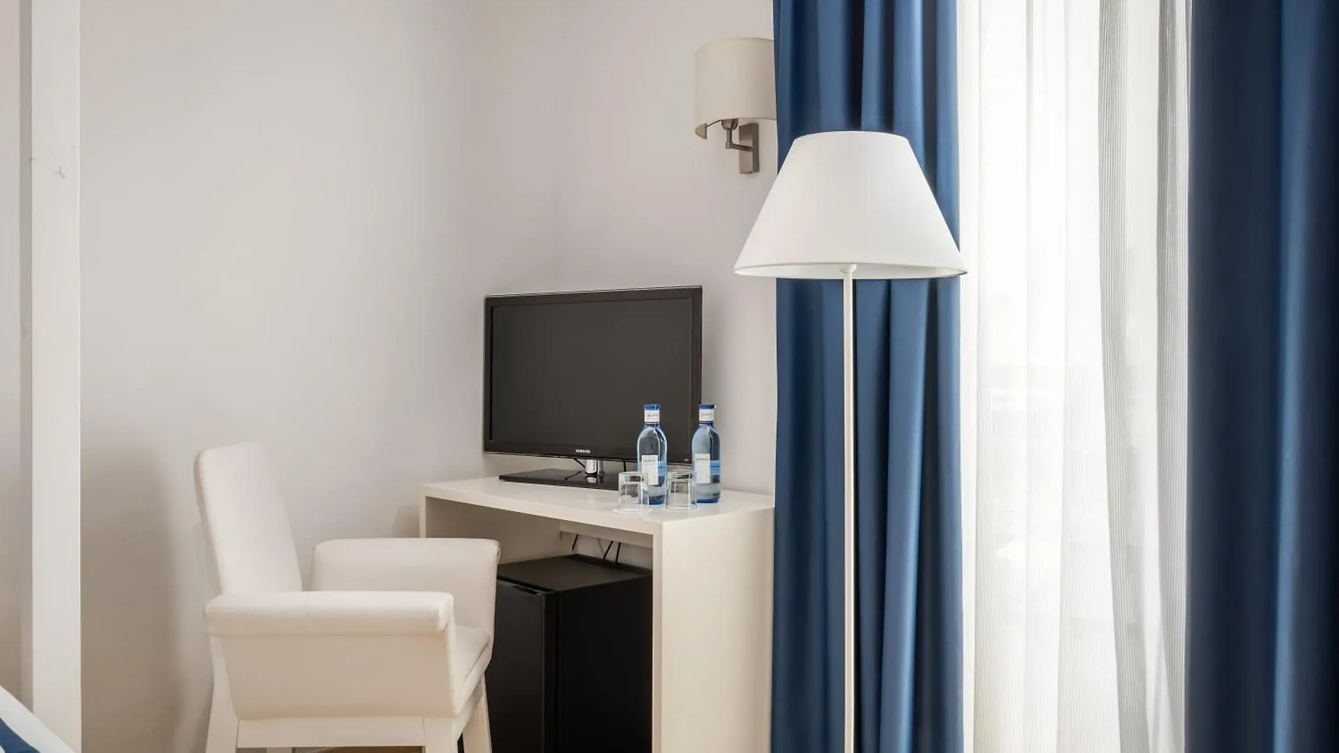 Hotel Medium Sitges Park 3*,