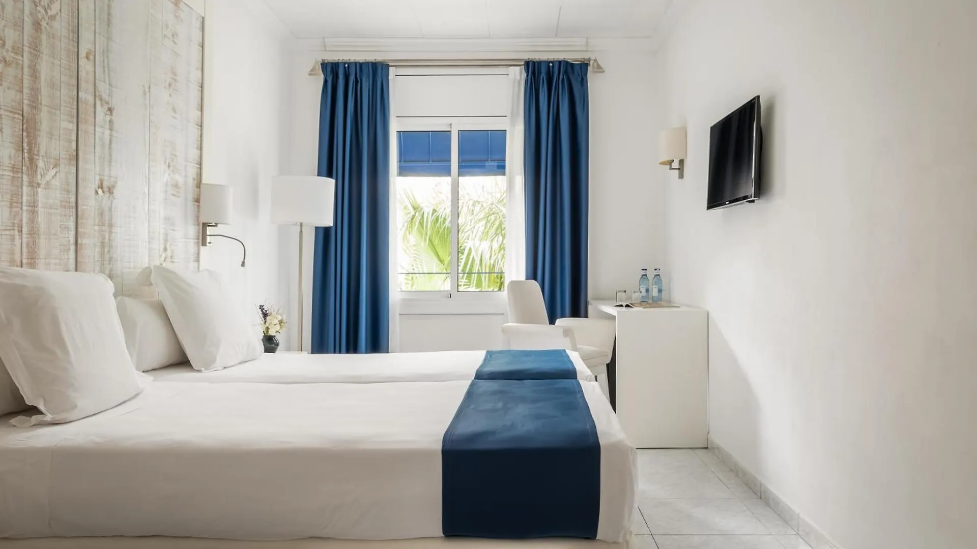 Hotel Medium Sitges Park Spain